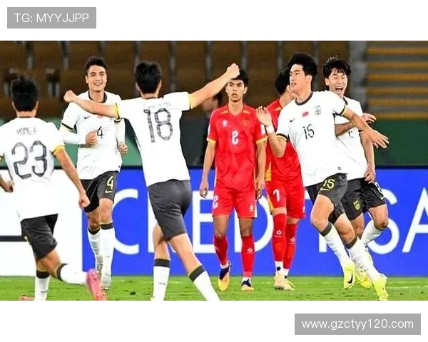 国足死战印尼三比零直通世界杯