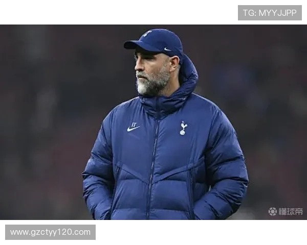 图多尔无视金斯基离场,冷漠更伤球队士气